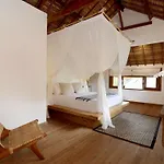 Villa Waterlily